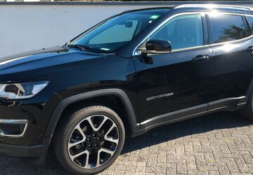 Jeep Compass 9.221 km 22.399 &euro; Baesweiler 52499