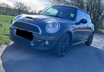 Mini Cooper S Coupé 96.315 km 5.990 &euro; Aachen 52078
