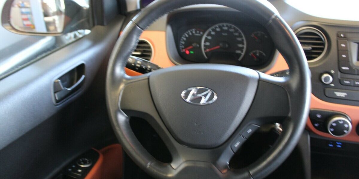 Hyundai i10 1.0 Aut. - 5-Türig - Klima - 59.945 km 9.980 &euro; Euskirchen 53881