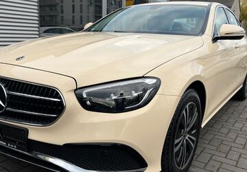 Mercedes-Benz E 200 169.988 km 25.900 &euro; Aachen 52078