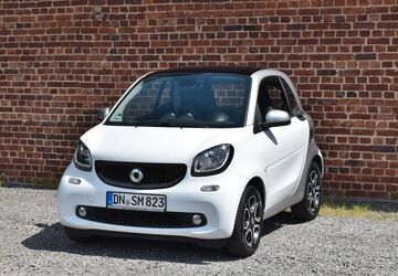 Smart ForTwo 93.000 km 9.690 &euro; Düren 52351