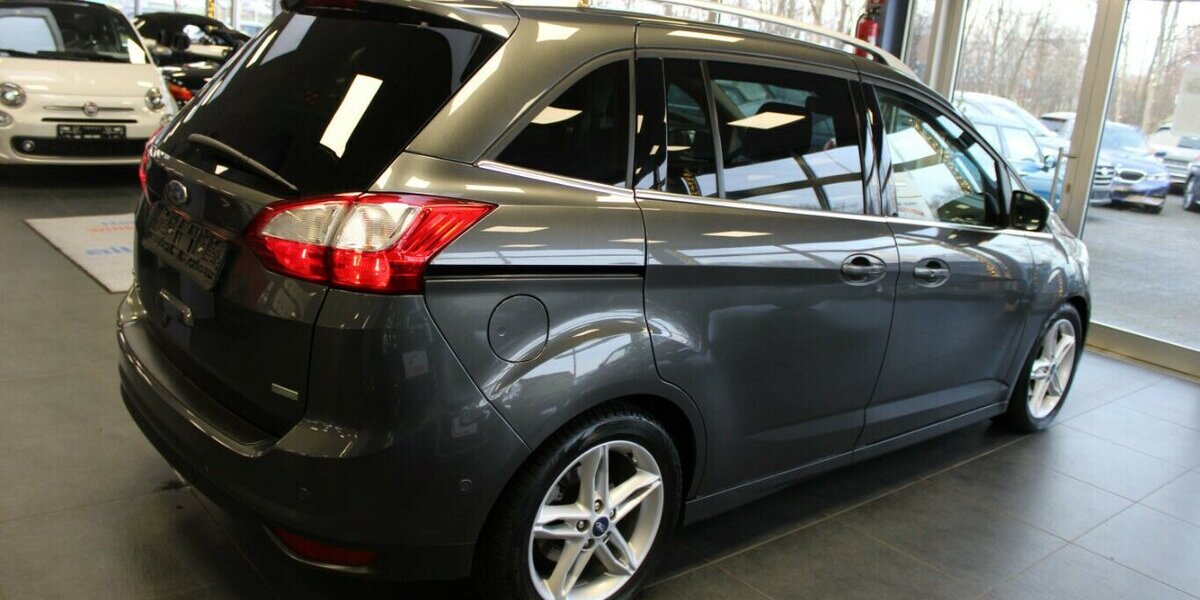 Ford Grand C-Max 1.0 EcoBoost Titanium - 7-Sitzer - 61.290 km 11.980 &euro; Euskirchen 53881