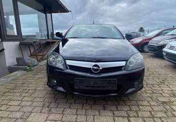 Opel Tigra 160.790 km 2.499 &euro; Stolberg 52222