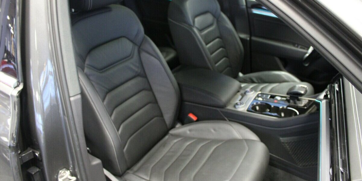 VW Touareg 3.0 V6 TDI 4Motion DPF Automatik 115.440 km 35.980 &euro; Euskirchen 53881