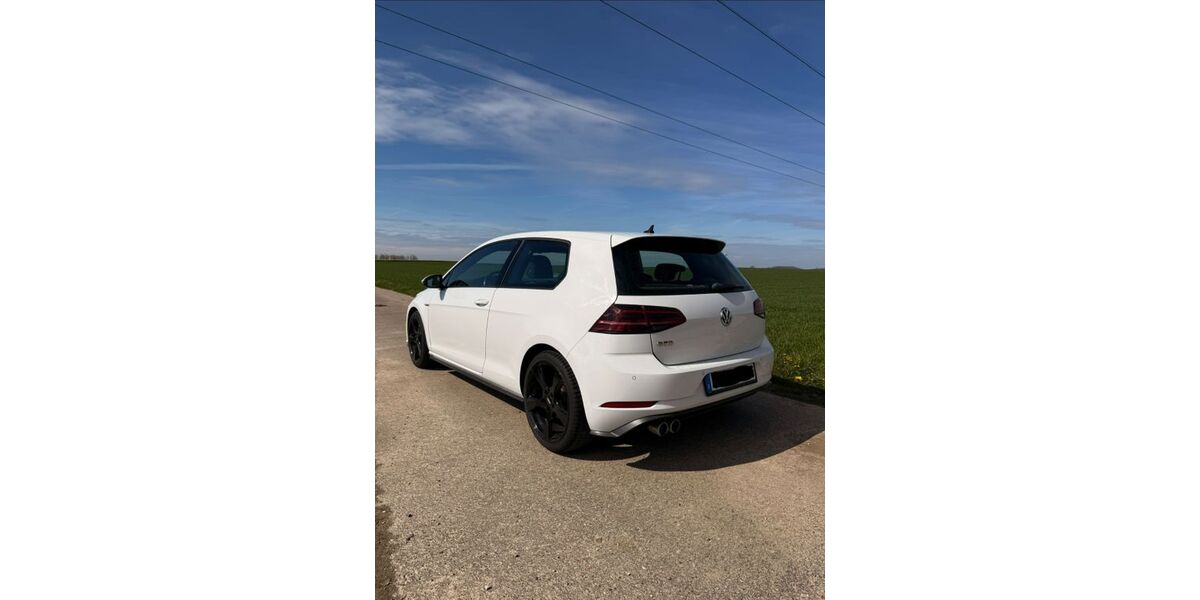 VW Golf 113.000 km 15.900 &euro; Würselen 52146
