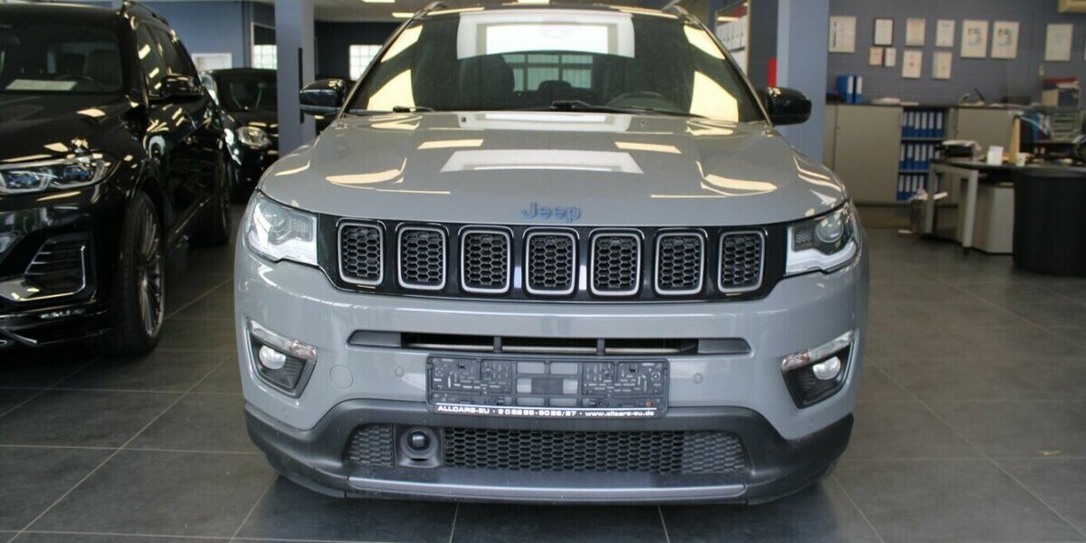 Jeep Compass 1.3 Plug-In Hybrid 4xe S 70.133 km 21.980 &euro; Euskirchen 53881