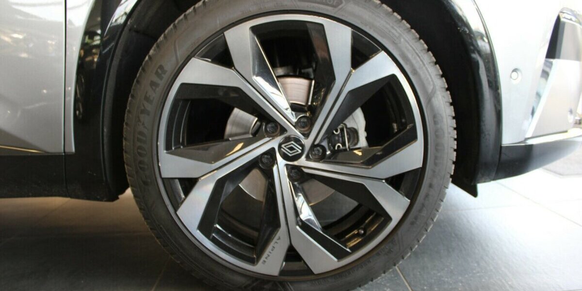 Renault Austral 1.3 TCe Techno Esprit Alpine 27.093 km 26.980 &euro; Euskirchen 53881