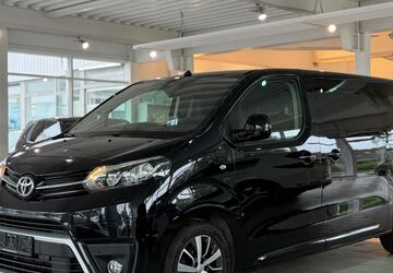 Toyota Proace (Verso) 100.000 km 25.499 &euro; Inden 52459