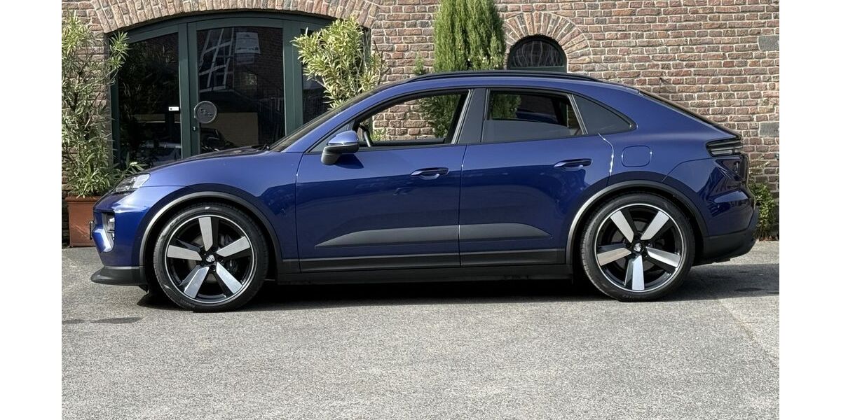 Porsche Macan 9.300 km 81.790 &euro; Frechen (bei Köln) 50226