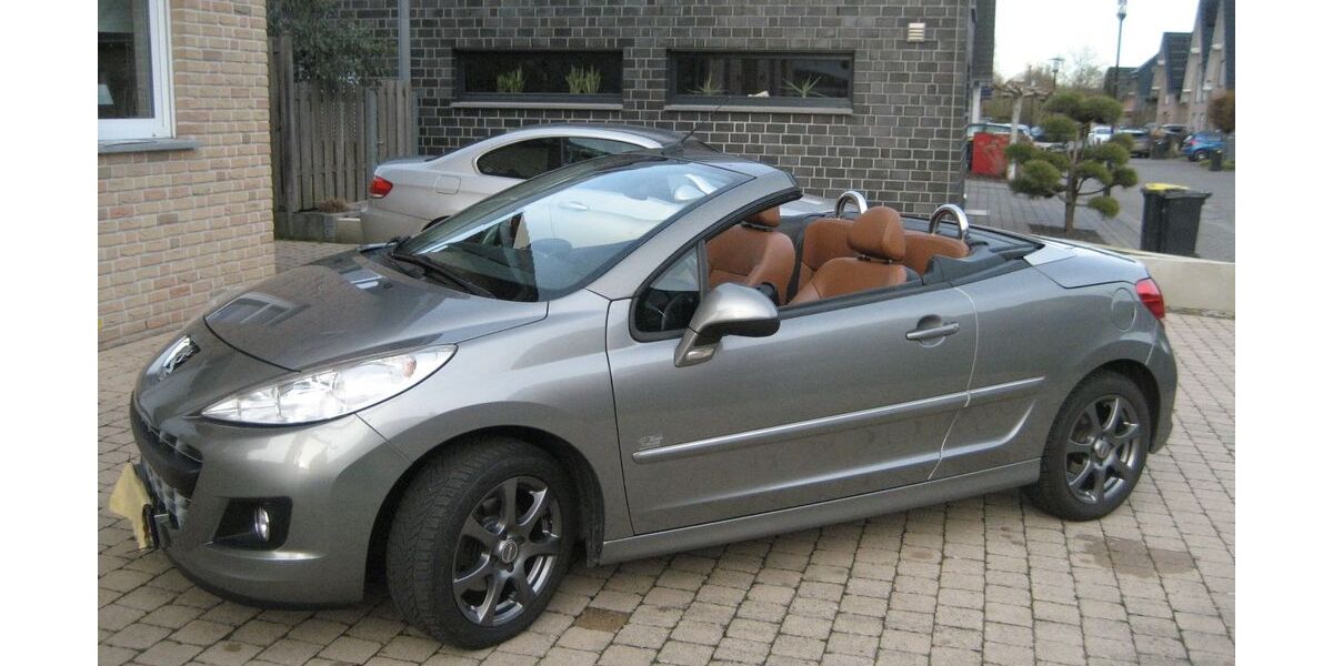 Peugeot 207 85.000 km 7.900 &euro; Baesweiler 52499