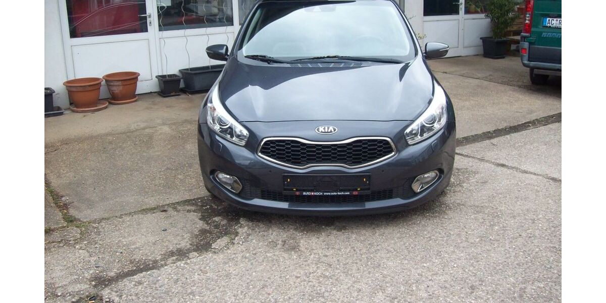 Kia ceed / Ceed 171.000 km 6.850 &euro; Aachen 52070