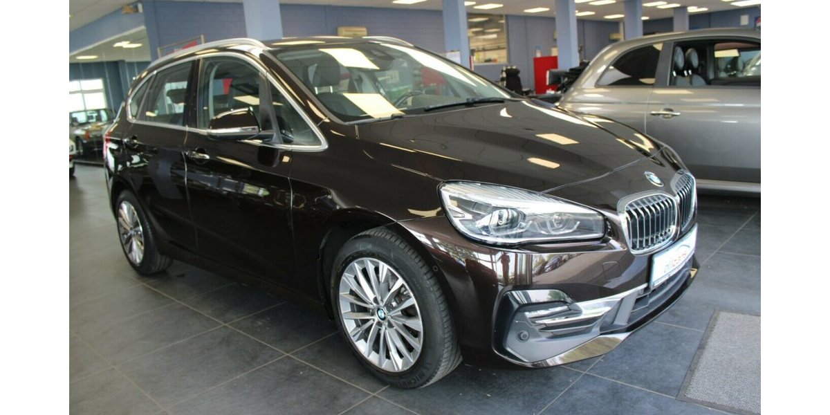 BMW 220 220i Active Tourer Aut. Luxury Line 91.270 km 15.980 &euro; Euskirchen 53881