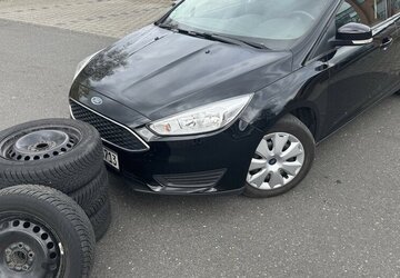 Ford Focus Klima Navi Zahnr.+Wa.-PumpeNeu SR+WR 1.Hd. 115.000 km 6.900 &euro; Erftstadt 50374