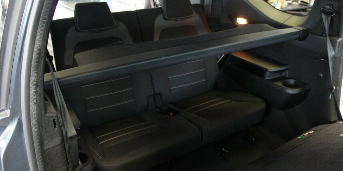 Dacia Jogger 1.0 - 7-Sitzer- AHK - 117.709 km 12.980 &euro; Euskirchen 53881