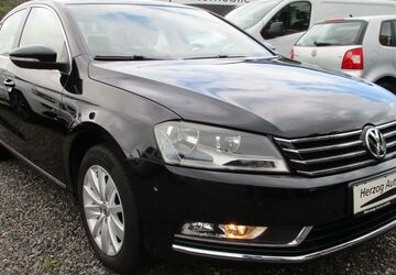 VW Passat 98.000 km 8.990 &euro; Stolberg 52223