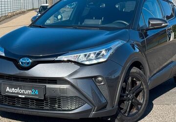 Toyota C-HR 32.000 km 21.899 &euro; Jülich 52428