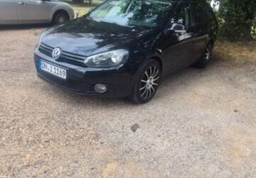 VW Golf 279.000 km 2.750 &euro; Düren 52351