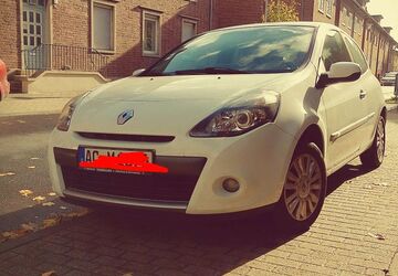 Renault Clio 145.000 km 1.999 &euro; Düren 52351