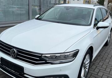 VW Passat Variant 112.700 km 21.900 &euro; Aachen 52078