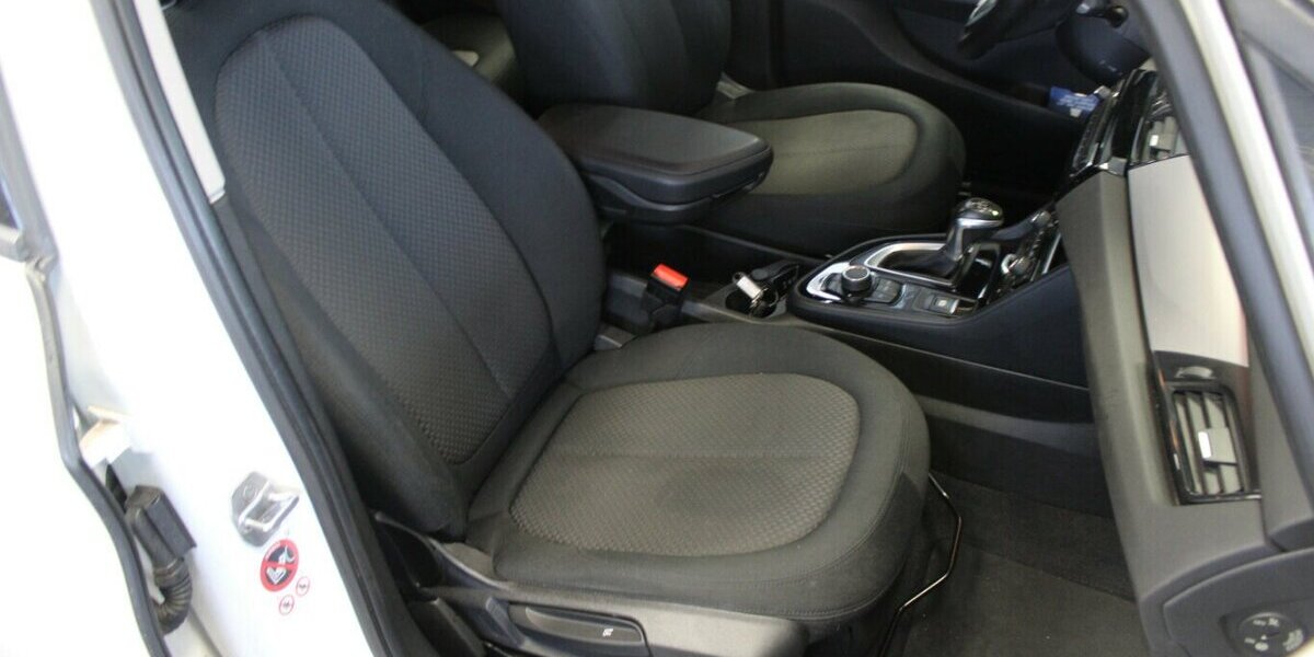 BMW 218 Active Tourer Aut. Advantage 78.050 km 13.980 &euro; Euskirchen 53881