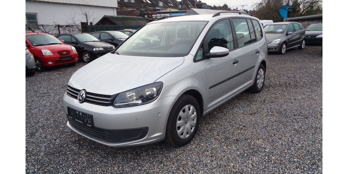 VW Touran 197.000 km 6.450 &euro; Alsdorf 52477