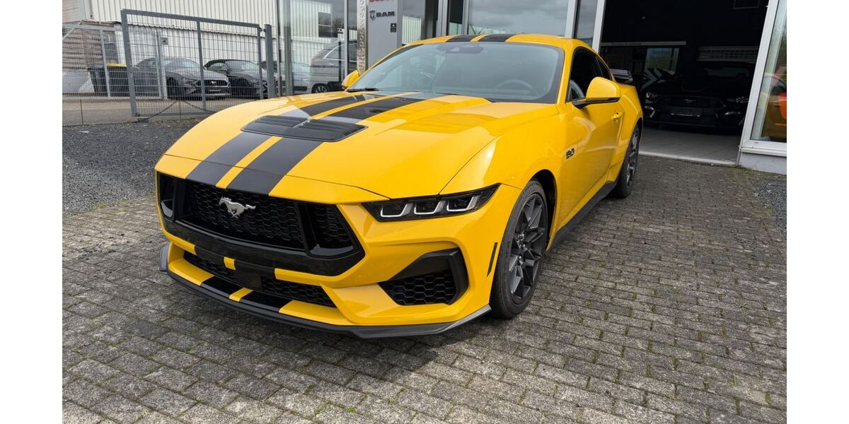 Ford Mustang 15.900 km 49.980 &euro; Bergheim 50129