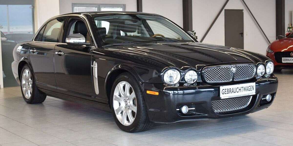 Jaguar XJ 109.980 km 26.999 &euro; Düren 52351