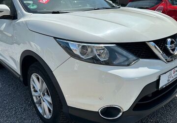 Nissan Qashqai 161.017 km 10.650 &euro; Aachen 52080