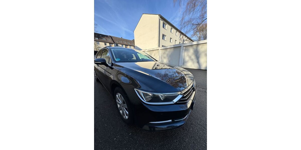 VW Passat Variant 165.000 km 10.200 &euro; Herzogenrath 52134