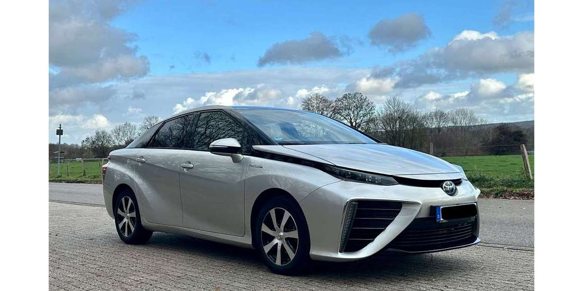Toyota Mirai 79.800 km 10.900 &euro; Aachen 52078
