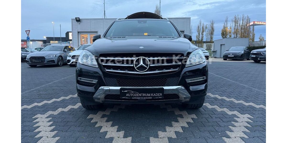 Mercedes-Benz ML 350 218.000 km 19.900 &euro; Eschweiler 52249