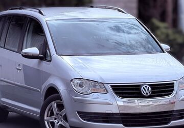 VW Touran 225.925 km 5.950 &euro; Alsdorf 52477