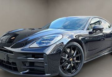 Porsche Panamera 8.000 km 141.300 &euro; Aachen 52068