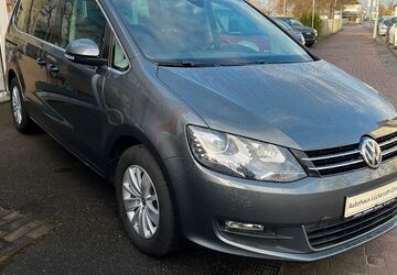 VW Sharan 155.215 km 19.990 &euro; Euskirchen 53879