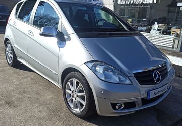 Mercedes-Benz A 160 147.970 km 3.490 &euro; Aachen 52078