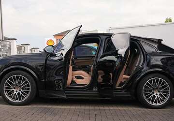 Porsche Cayenne 31.500 km 93.400 &euro; Hürth (bei Köln) 50354