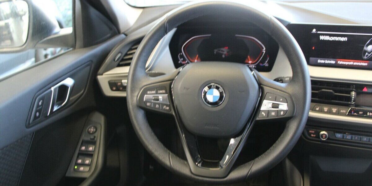 BMW 118 118i Aut. Advantage 71.445 km 19.980 &euro; Euskirchen 53881