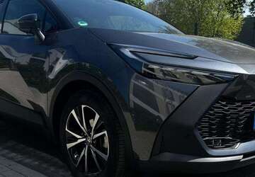 Toyota C-HR 9.250 km 28.000 &euro; Brühl, Stadt 50321