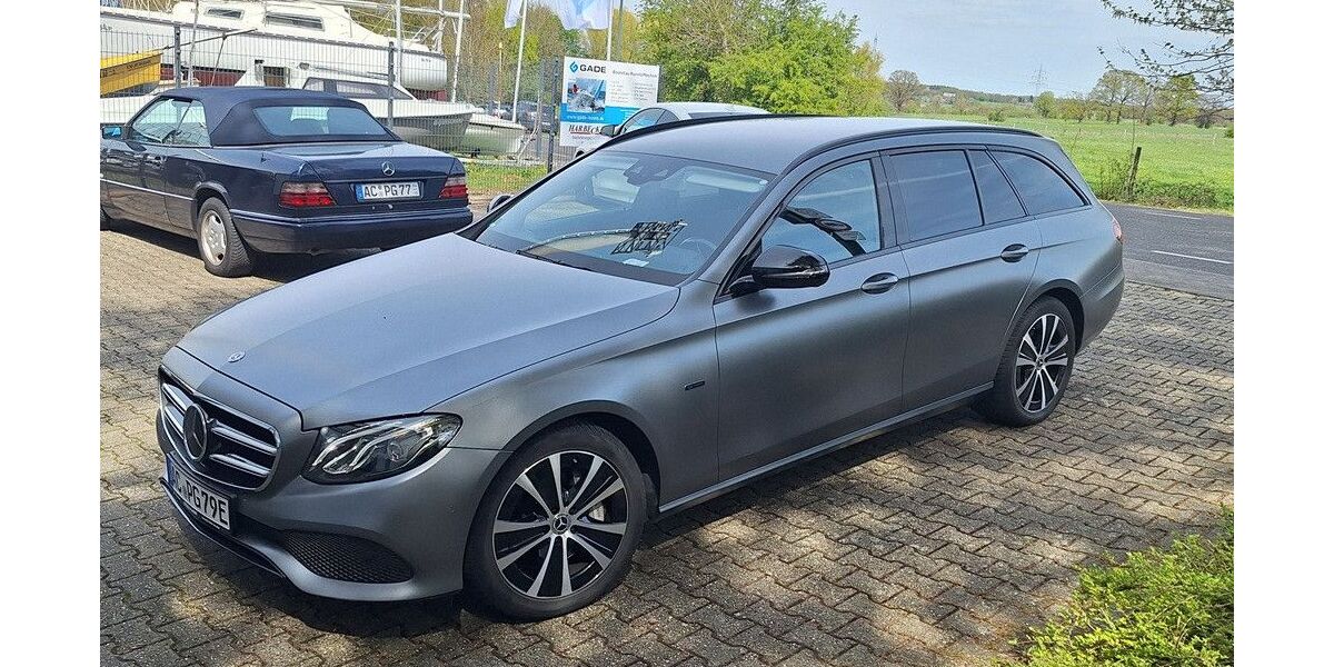 Mercedes-Benz E 300 193.000 km 22.100 &euro; Aachen 52078