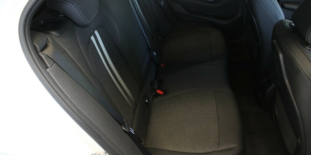 BMW 118 118i Aut. Advantage 88.200 km 18.480 &euro; Euskirchen 53881