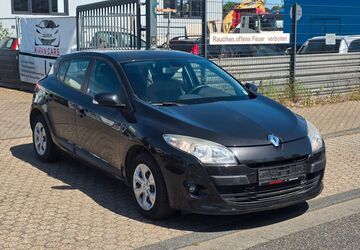 Renault Megane 191.368 km 2.850 &euro; Düren 52353