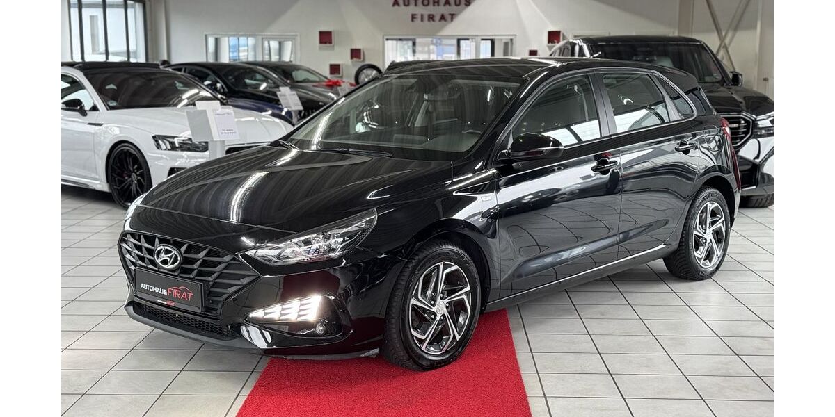 Hyundai i30 97.800 km 15.849 &euro; Erftstadt / Köln 50374