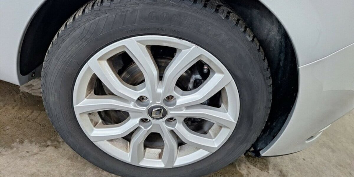 Renault Clio Navi Klimatr.Temp.Alu 1.Hd TÜV neu GARANTIE 45.000 km 12.500 &euro; Erftstadt 50374