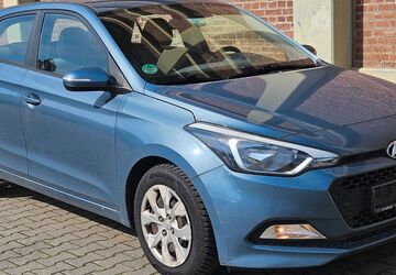 Hyundai i20 351.000 km 3.299 &euro; düren 52349