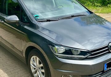 VW Touran 127.750 km 18.200 &euro; Düren 52353