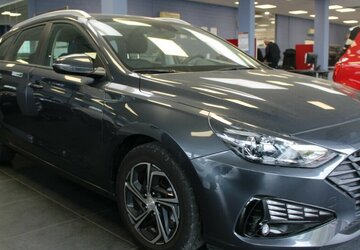 Hyundai i30 Kombi 1.0 T-GDI DCT Select 42.180 km 16.980 &euro; Euskirchen 53881