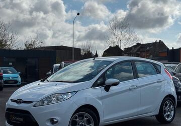 Ford Fiesta 125.872 km 5.599 &euro; Düren 52349