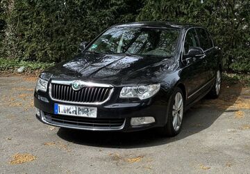 Skoda Superb 162.438 km 4.600 &euro; Aachen 52066