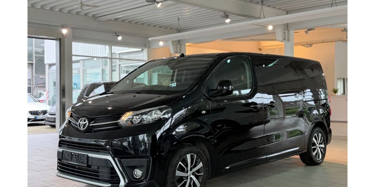 Toyota Proace (Verso) 100.000 km 25.499 &euro; Inden 52459