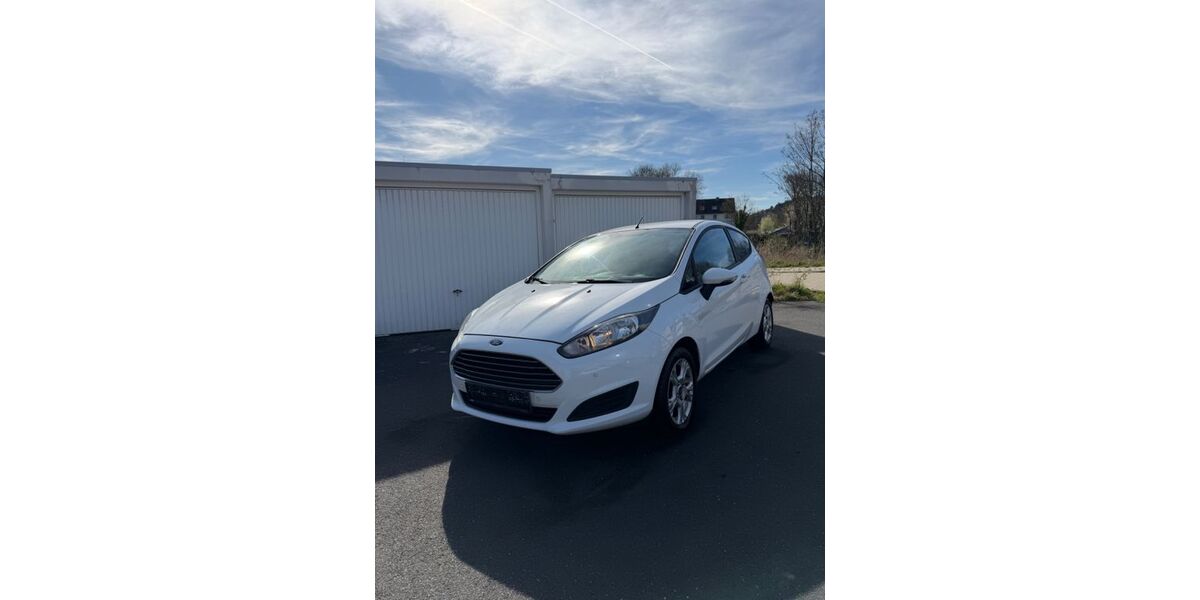 Ford Fiesta 230.135 km 2.499 &euro; Nideggen 52385